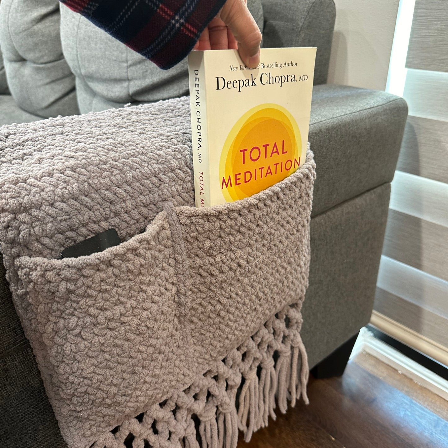 Crochet Hide-Away Sofa Caddy - Home Decor & Organization