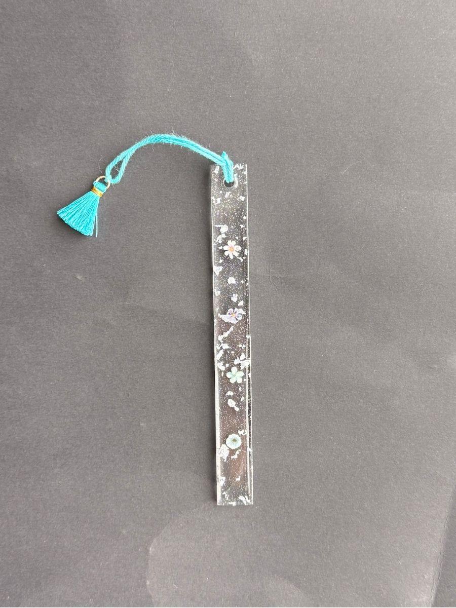 Transparent with Silver Flakes